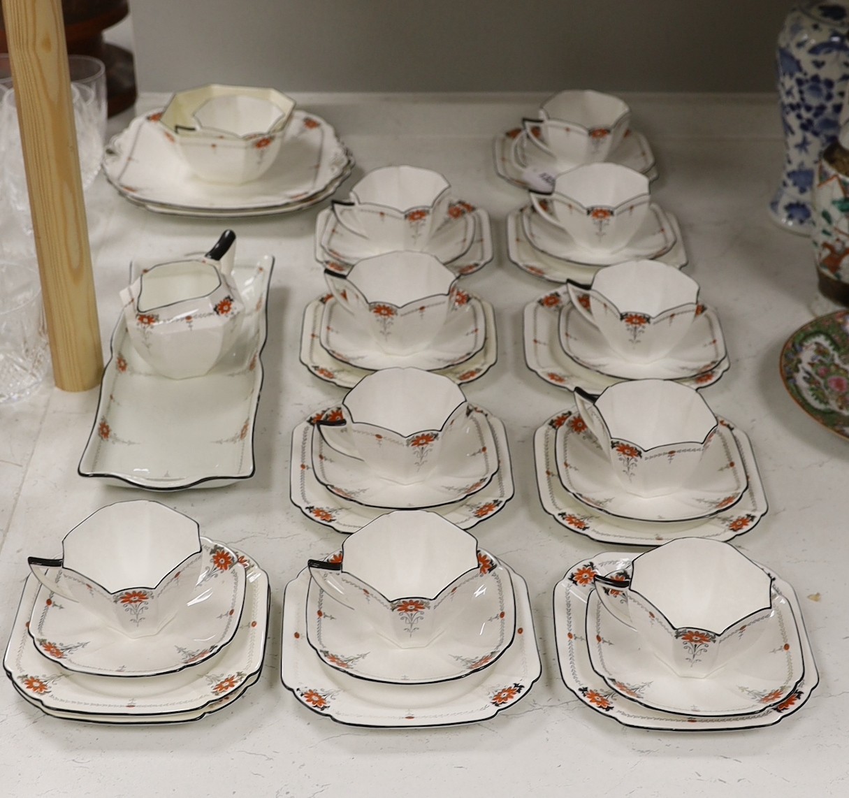 A Shelley Red Daisy pattern tea set 11497